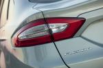 Ford Fusion Hybrid SE 2013 года